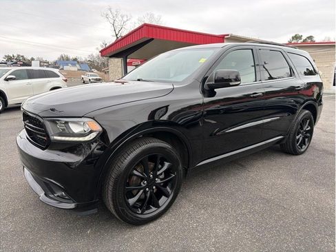 Used 2017 Dodge Durango GT w/ Premium Group image 3