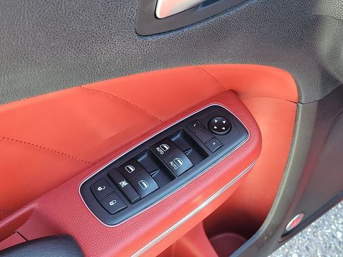 Used 2018 Dodge Charger R/T Scat Pack w/ Dynamics Package RWD image 20