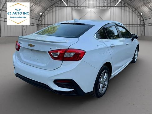 Used 2016 Chevrolet Cruze LT w/ RS Package FWD image 5
