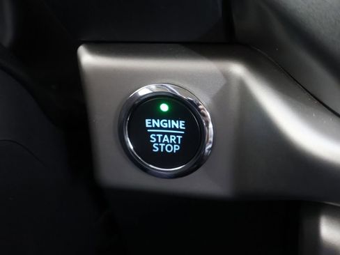 Used 2024 Ford Expedition Max XLT image 40