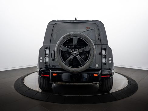 Used 2023 Land Rover Defender 110 X AWD/4WD image 19