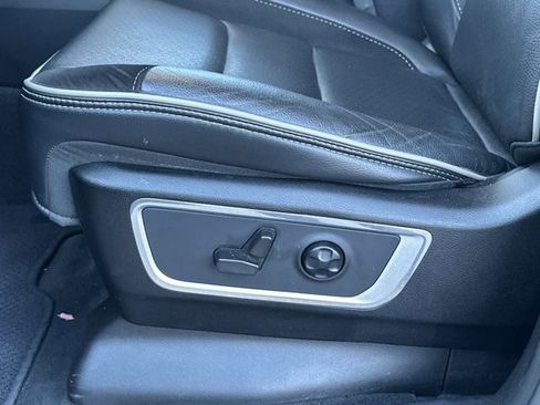 Used 2021 RAM 1500 Laramie image 11