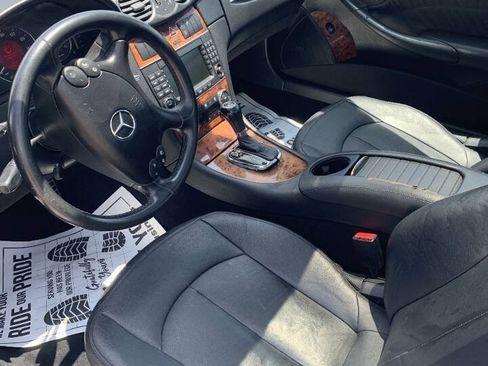 Used 2008 Mercedes-Benz CLK 350 Coupe image 10