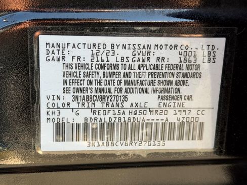 Used 2024 Nissan Sentra SV image 32