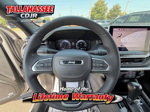 Used 2023 Jeep Compass High Altitude AWD/4WD image 15