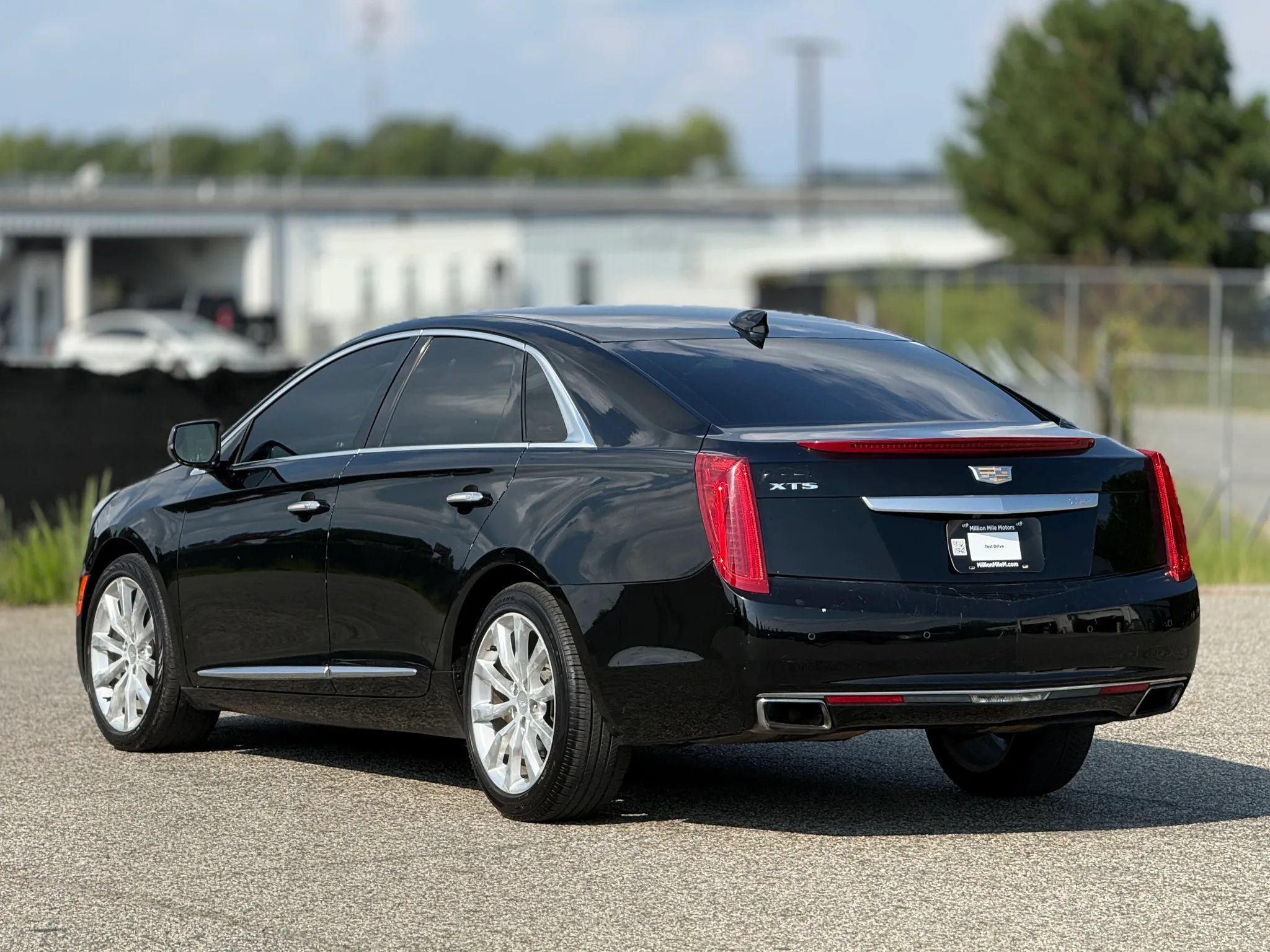 Used 2017 Cadillac XTS Luxury FWD image 10
