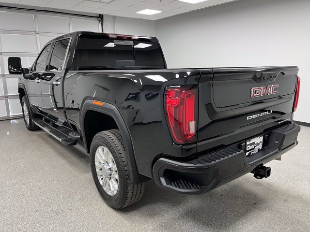 Used 2022 GMC Sierra 3500 Denali w/ Denali Ultimate Package AWD/4WD image 8