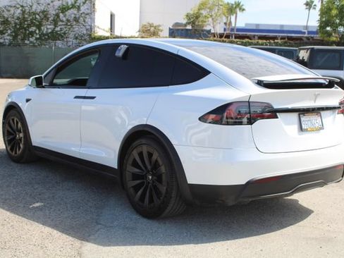 Used 2023 Tesla Model X AWD/4WD image 6