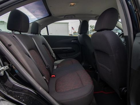 Used 2017 Chevrolet Sonic LT w/ Convenience Package FWD image 12
