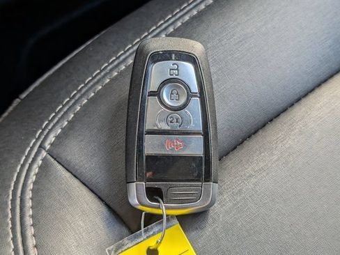 Used 2025 Ford Bronco Badlands AWD/4WD image 30