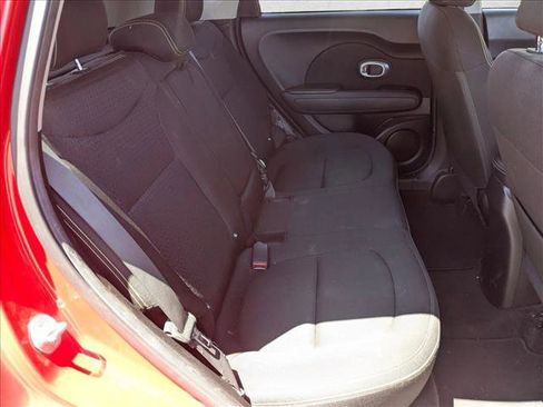 Used 2015 Kia Soul + FWD image 17