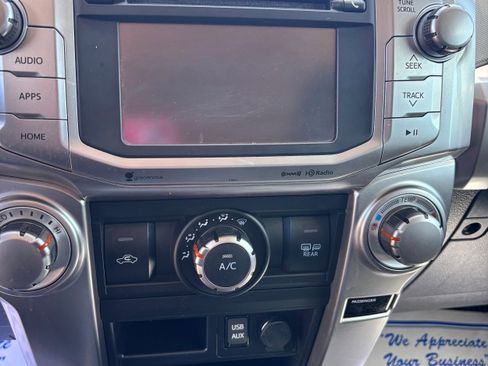 Used 2019 Toyota 4Runner SR5 Premium image 19