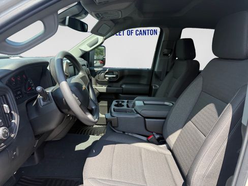 New 2026 Chevrolet Silverado 2500 Custom w/ Custom Value Package AWD/4WD image 9