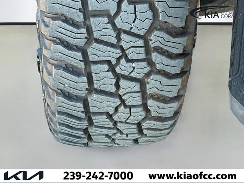 Used 2024 GMC Sierra 3500 Denali Ultimate image 42