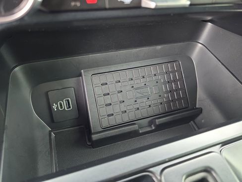 Used 2025 Ford F150 XLT w/ Equipment Group 302A MID image 19