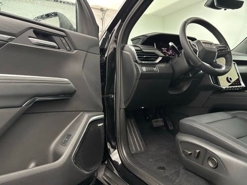 New 2026 GMC Acadia Elevation w/ Elevation Premium Package image 17