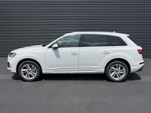 Used 2023 Audi Q7 3.0T Premium AWD/4WD image 2