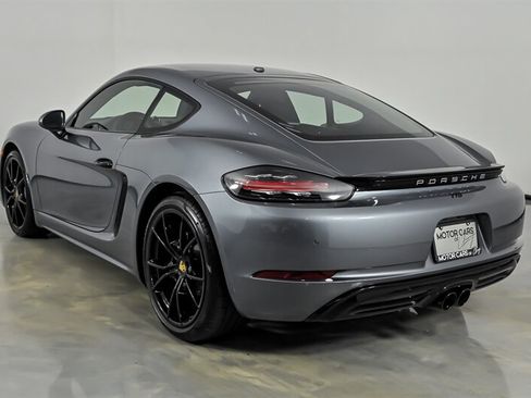 Used 2025 Porsche 718 Cayman RWD image 8