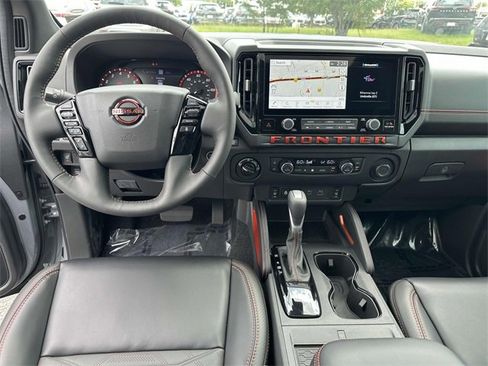 New 2025 Nissan Frontier PRO-4X w/ Pro Premium Package image 18