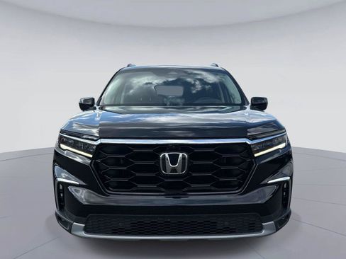 Certified 2024 Honda Pilot Elite image 9