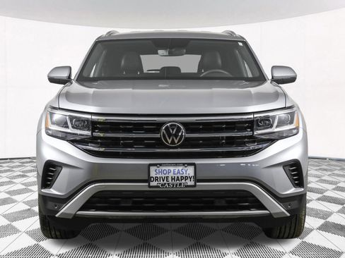 Certified 2023 Volkswagen Atlas Cross Sport SE image 11