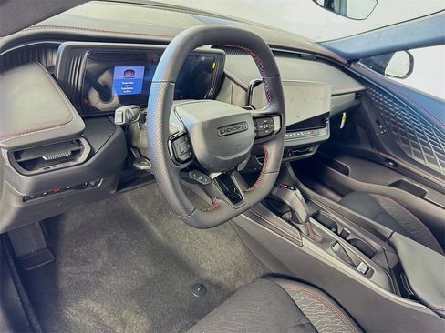 Used 2025 Dodge Charger R/T w/ Quick Order Package 25M R/T image 10