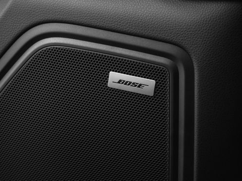 Used 2025 Porsche Macan image 31