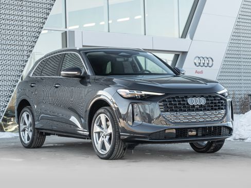 New 2025 Audi Q5 Premium Plus image 1