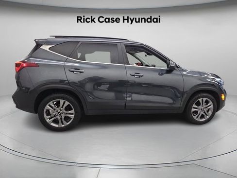 Used 2023 Kia Seltos S image 4