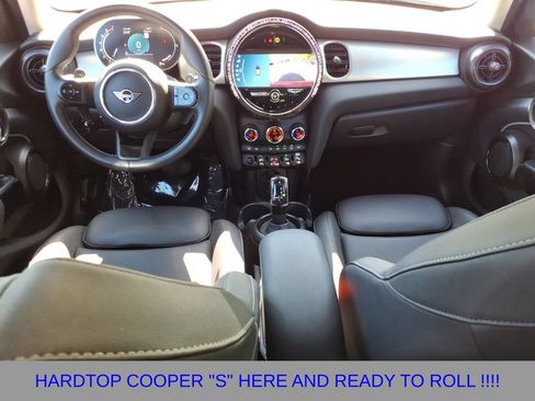 Used 2024 MINI Cooper S FWD image 11
