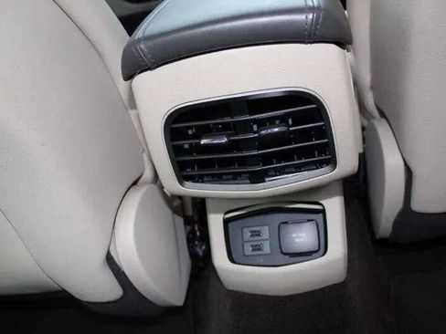 Used 2017 Lincoln MKZ Reserve image 24