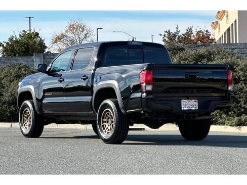 Used 2023 Toyota Tacoma 4x4 Double Cab image 6