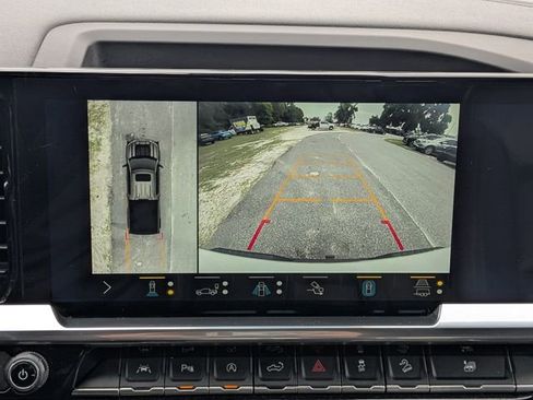 Used 2022 Chevrolet Silverado 1500 LT Trail Boss w/ LT Trail Boss Premium Package image 33