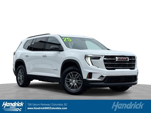 Used 2025 GMC Acadia Elevation image 1
