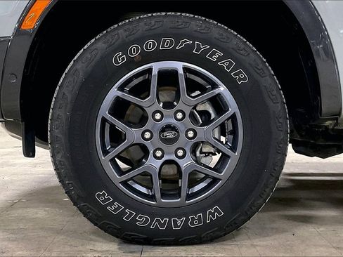 Certified 2024 Ford Ranger XLT image 9