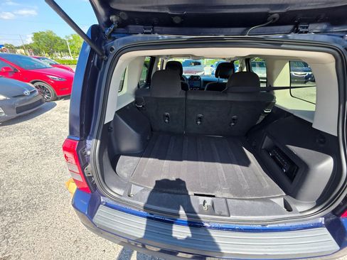 Used 2014 Jeep Patriot Sport w/ Power Value Group FWD image 17