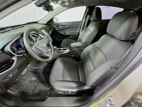 Used 2024 Chevrolet Malibu LT FWD image 15