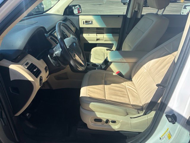Used 2019 Ford Flex SEL w/ Equipment Group 202A FWD image 17