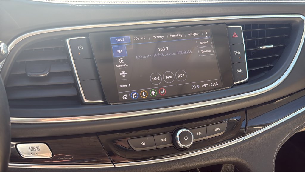 Used 2023 Buick Enclave Essence w/ Experience Buick Package FWD image 19