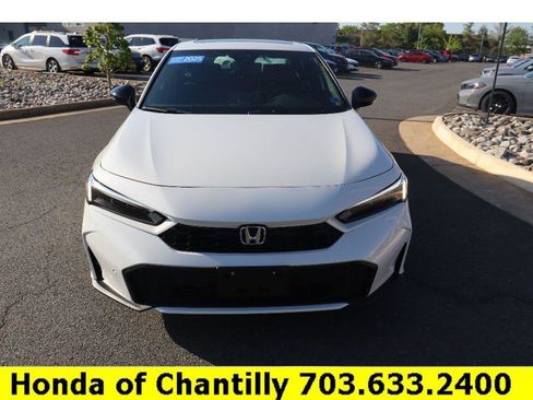 Used 2025 Honda Civic Sport Touring image 2