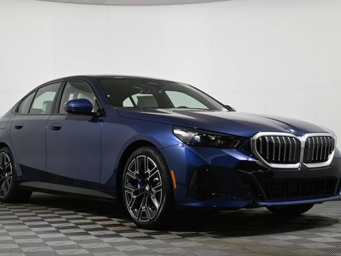 New 2026 BMW 530i xDrive image 9