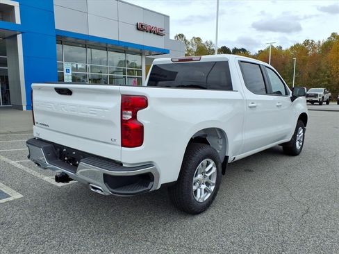New 2025 Chevrolet Silverado 1500 LT w/ Z71 Off-Road Package image 3