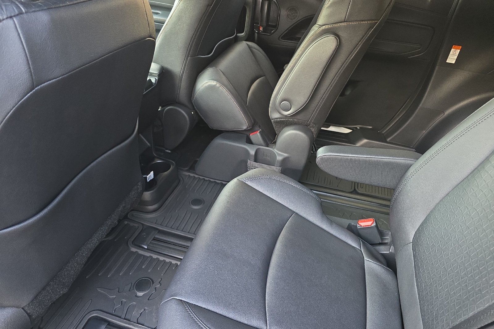 New 2026 Toyota Sienna XLE Woodland Edition AWD/4WD image 10