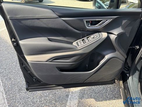 Used 2023 Subaru Forester Limited image 34