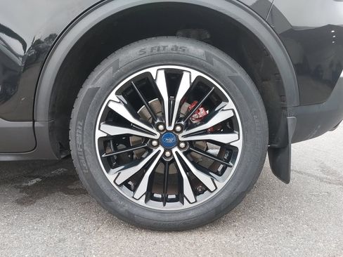 Used 2022 Ford Escape SE w/ SE Sport Appearance Package FWD image 37