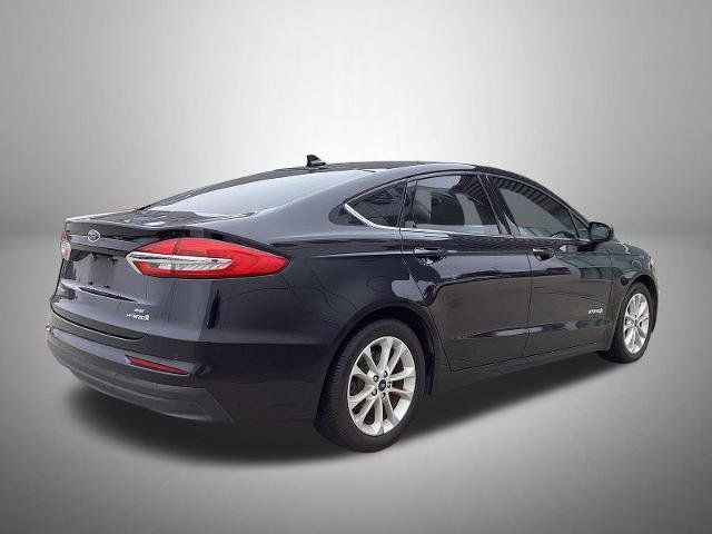 Certified 2019 Ford Fusion SE FWD image 3