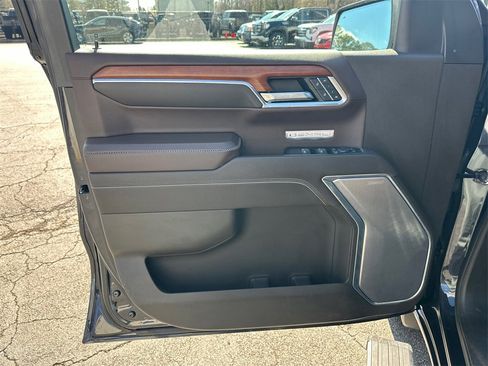 Used 2022 GMC Sierra 1500 Denali image 11