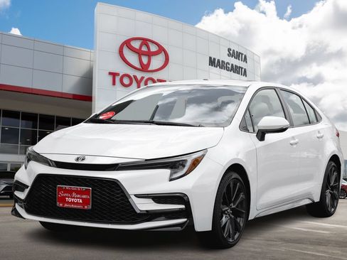 New 2026 Toyota Corolla SE FWD image 1