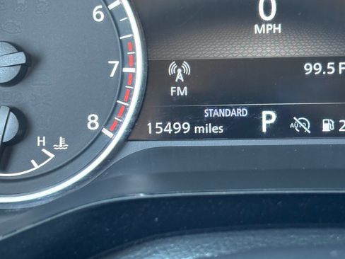 Certified 2025 Nissan Pathfinder SV FWD image 32