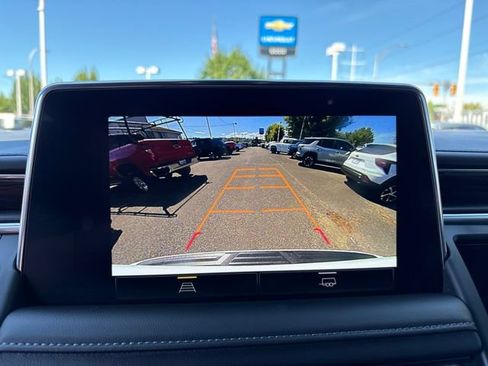 Used 2022 Chevrolet Tahoe Z71 AWD/4WD image 22